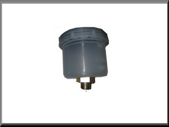 Brake fluid reservoir