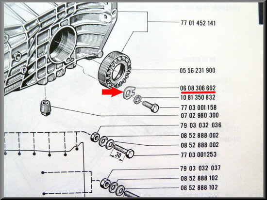 Locking plate differential bearing adjusting nut with shaft seal (4 gear).