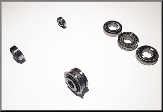 Complete bearing set (gearbox 352)
