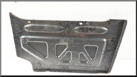 Rear left floor pan