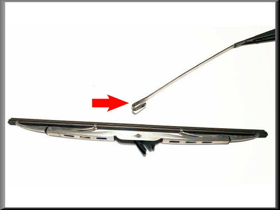 Stainless steel windshield wiper (37,5 cm).