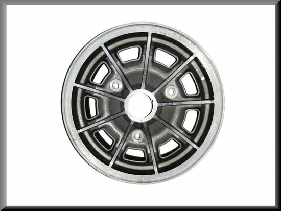 Dunlop velg 13 inch 500-13-S-205 (New Old Stock).