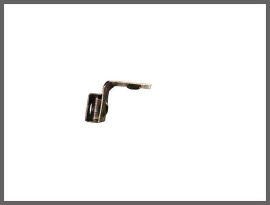 Bevestigingsclip sierlijst koplampen (New Old Stock).