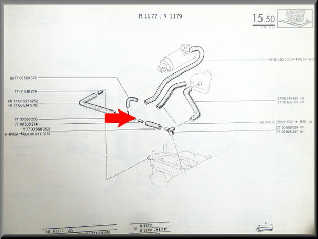 Carburettor hose connector (Outer size 8 mm, inner size 6.5 mm, small hole 1 to 1.5 mm)