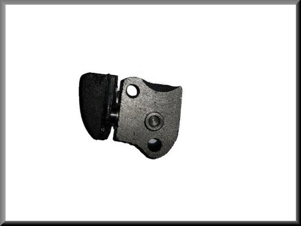 Gear chain tensioner