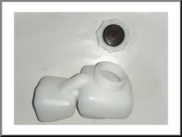 Brake fluid reservoir with cap (85 mm)