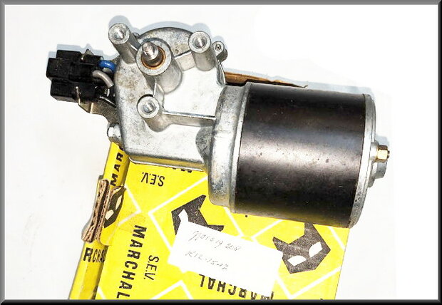 Wiper motor.