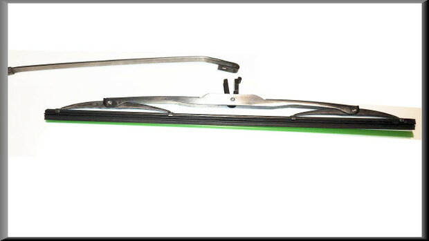 Stainless steel windshield wiper (37,5 cm).