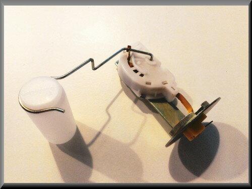 Benzine tank meter (New Old Stock).