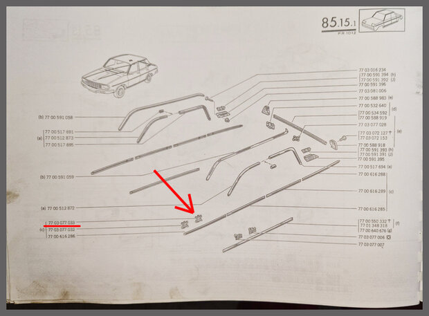 Klemmetje (plastic) voor de sierlijsten.