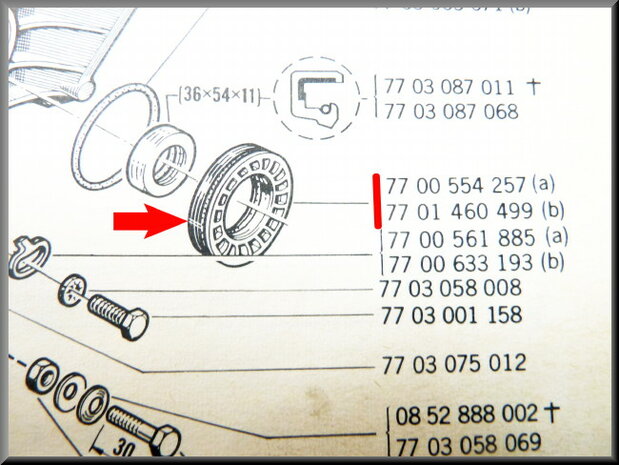 Differential bearing adjusting nut, with shaft seal