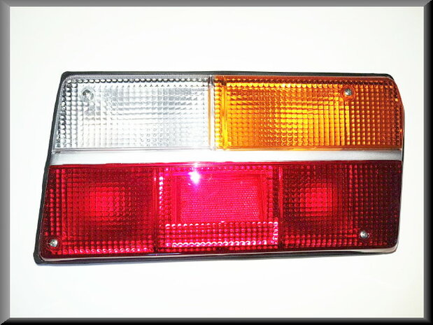 Taillight on the right (reproduction)